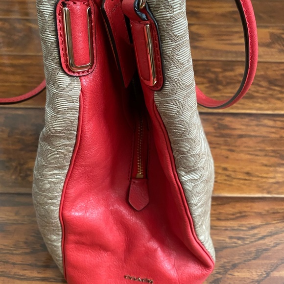 Coach Tangerine Shoulder bag with matching wallet - Picture 3 of 10